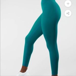 BuffBunny Teal Loch Ness Legging